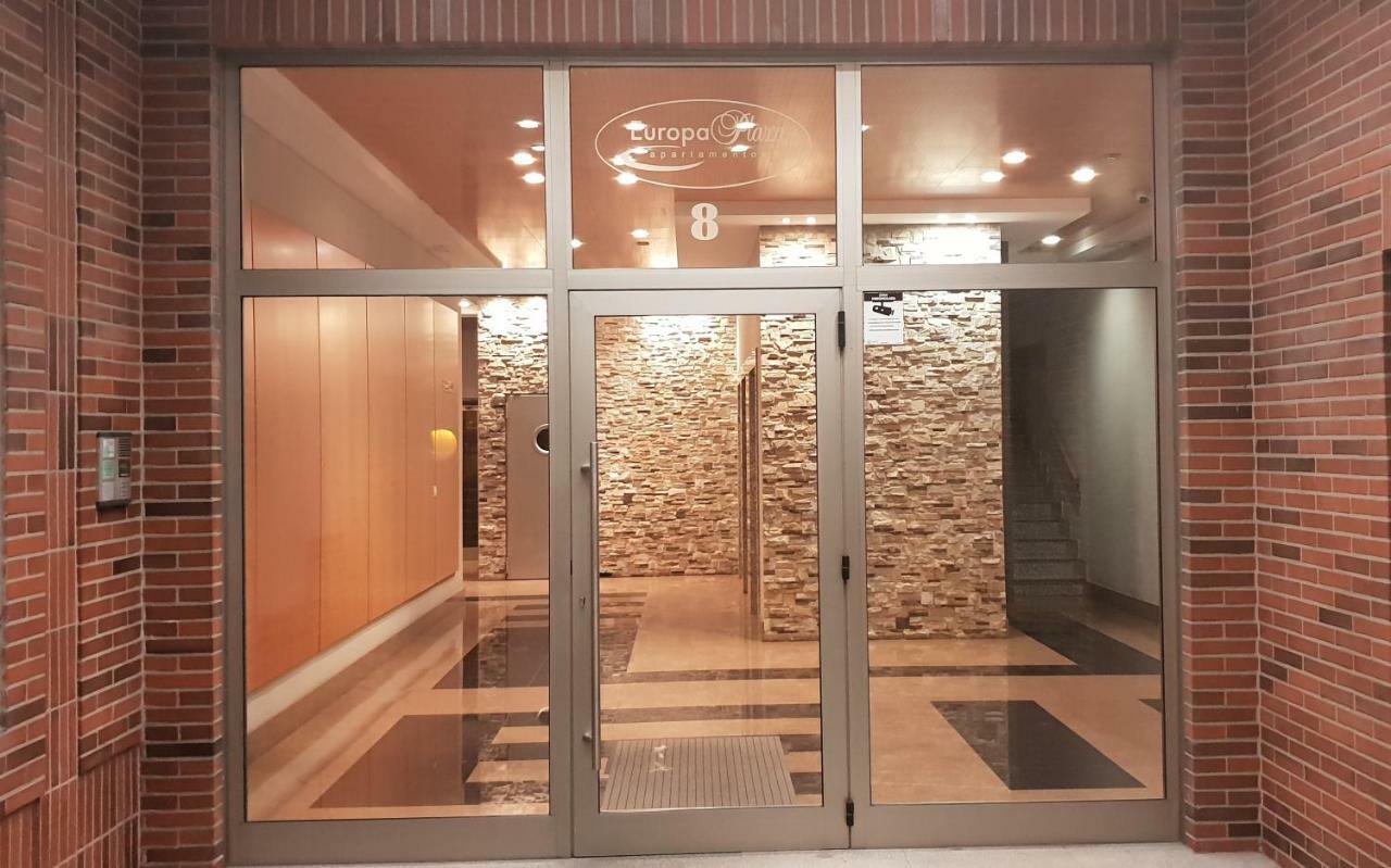 Apartamento "Los Prados" Wifi Y Parking Oviedo Kültér fotó